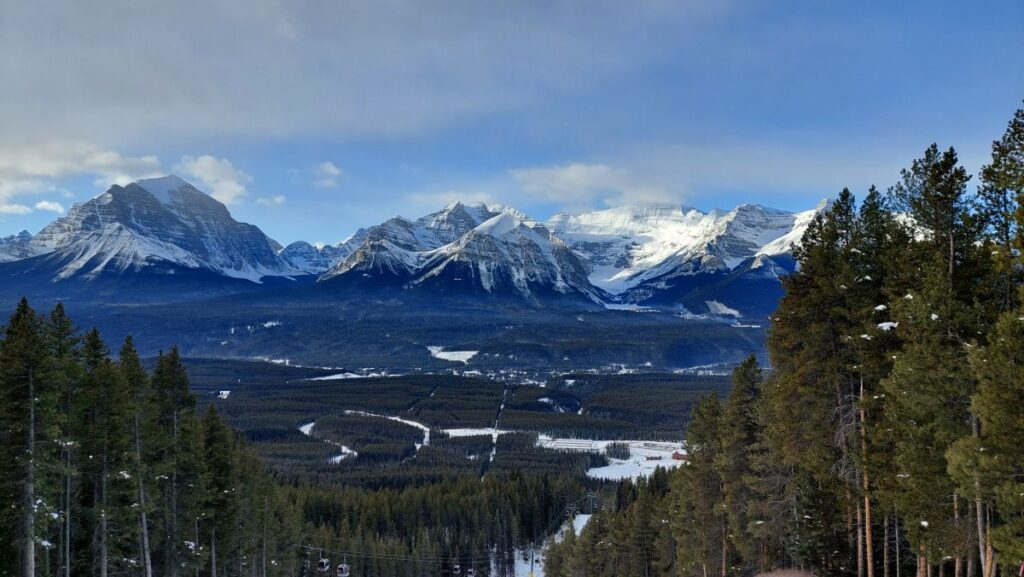 Lake Louise - Beautiful Views